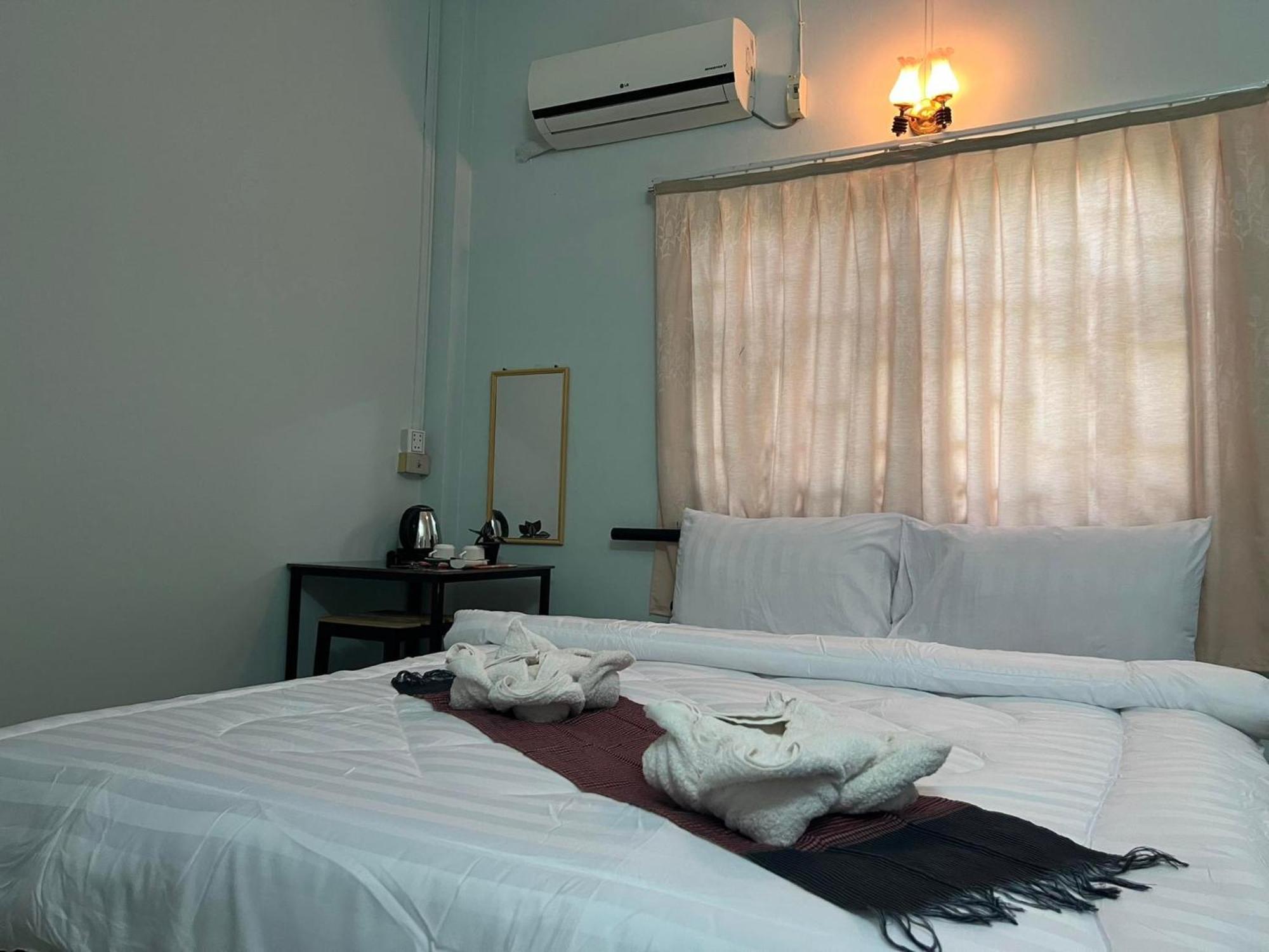 Lotus Blanc Homestay Villa Battambang Exterior foto