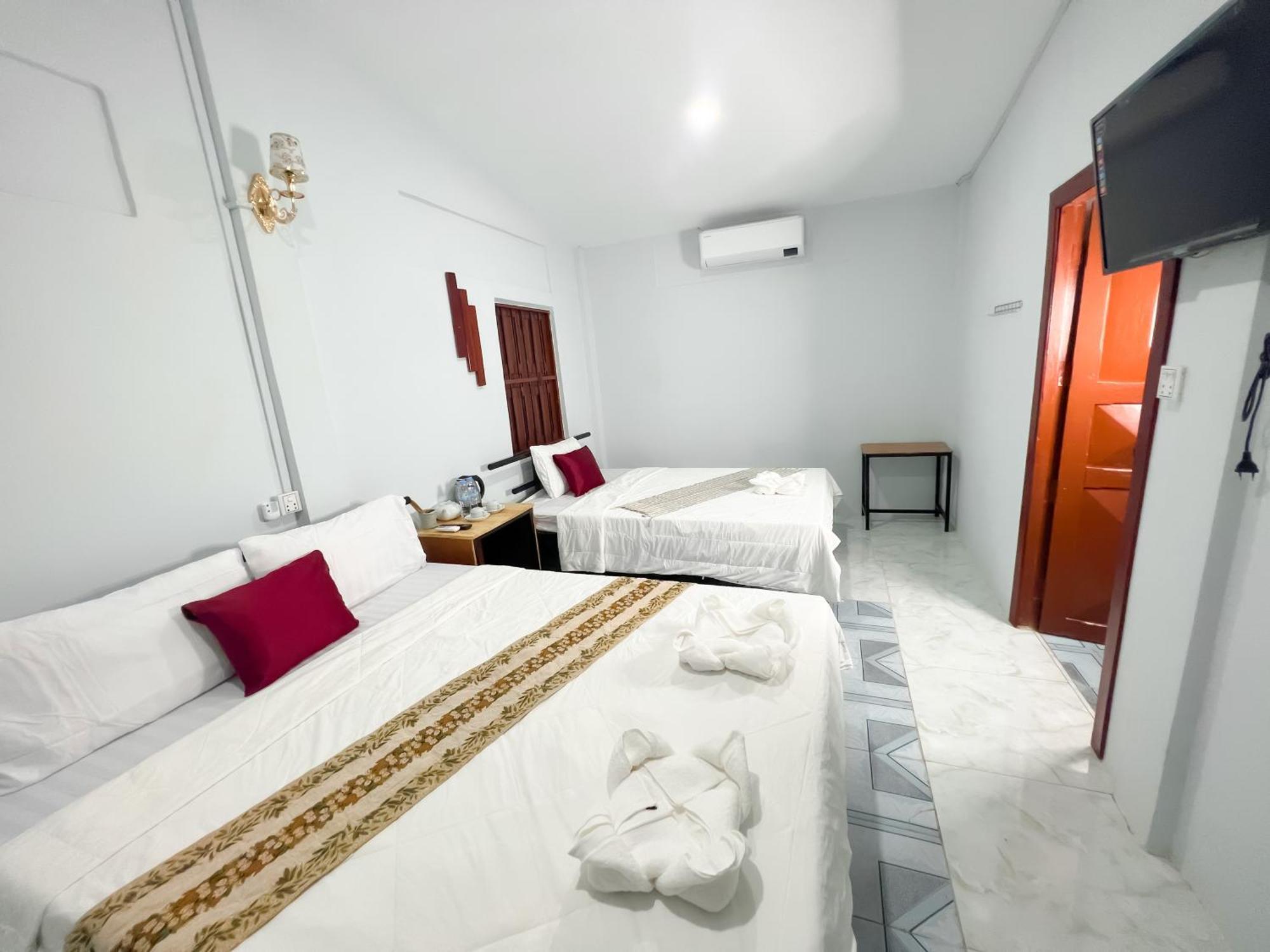 Lotus Blanc Homestay Villa Battambang Exterior foto