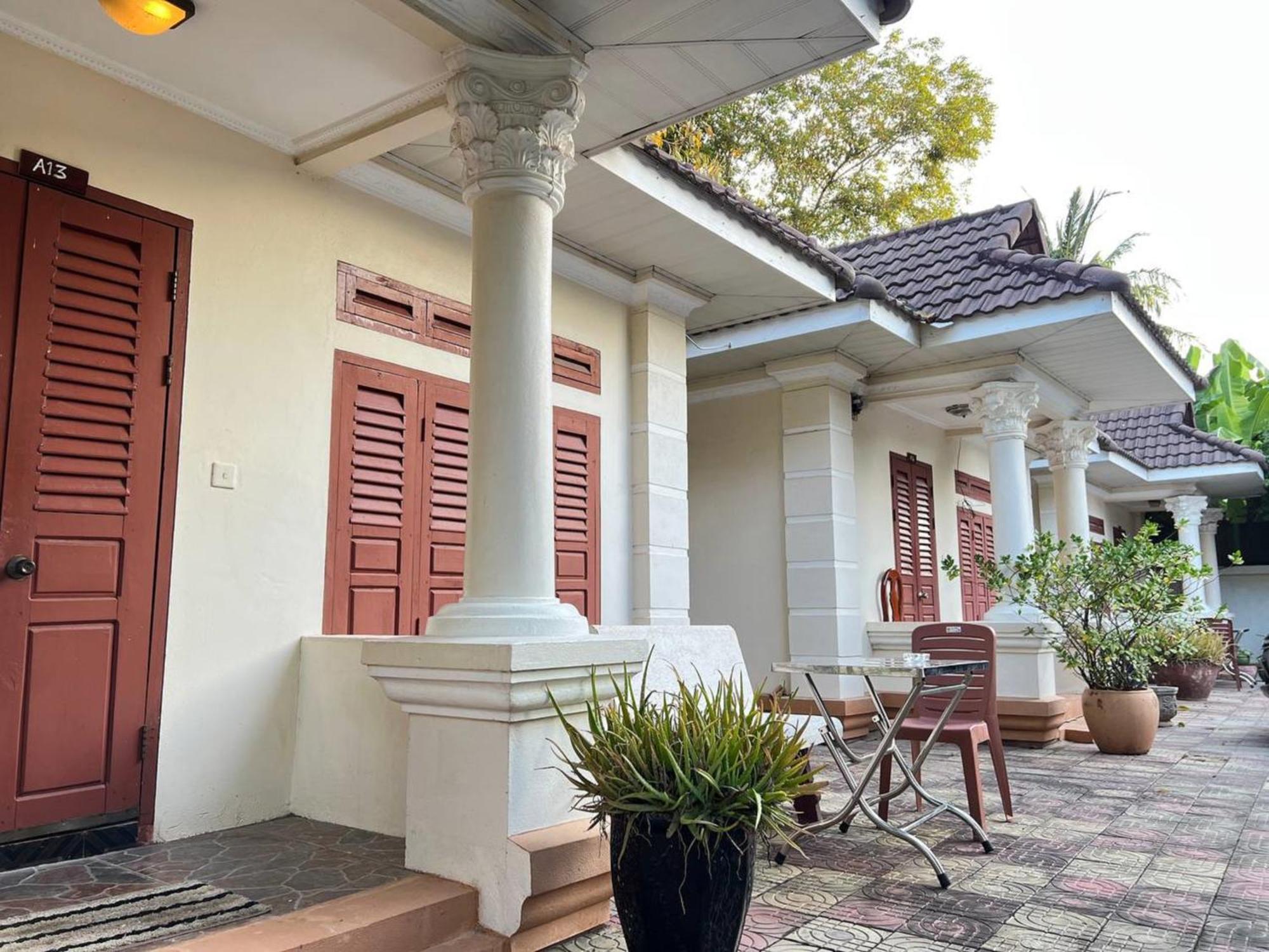 Lotus Blanc Homestay Villa Battambang Exterior foto