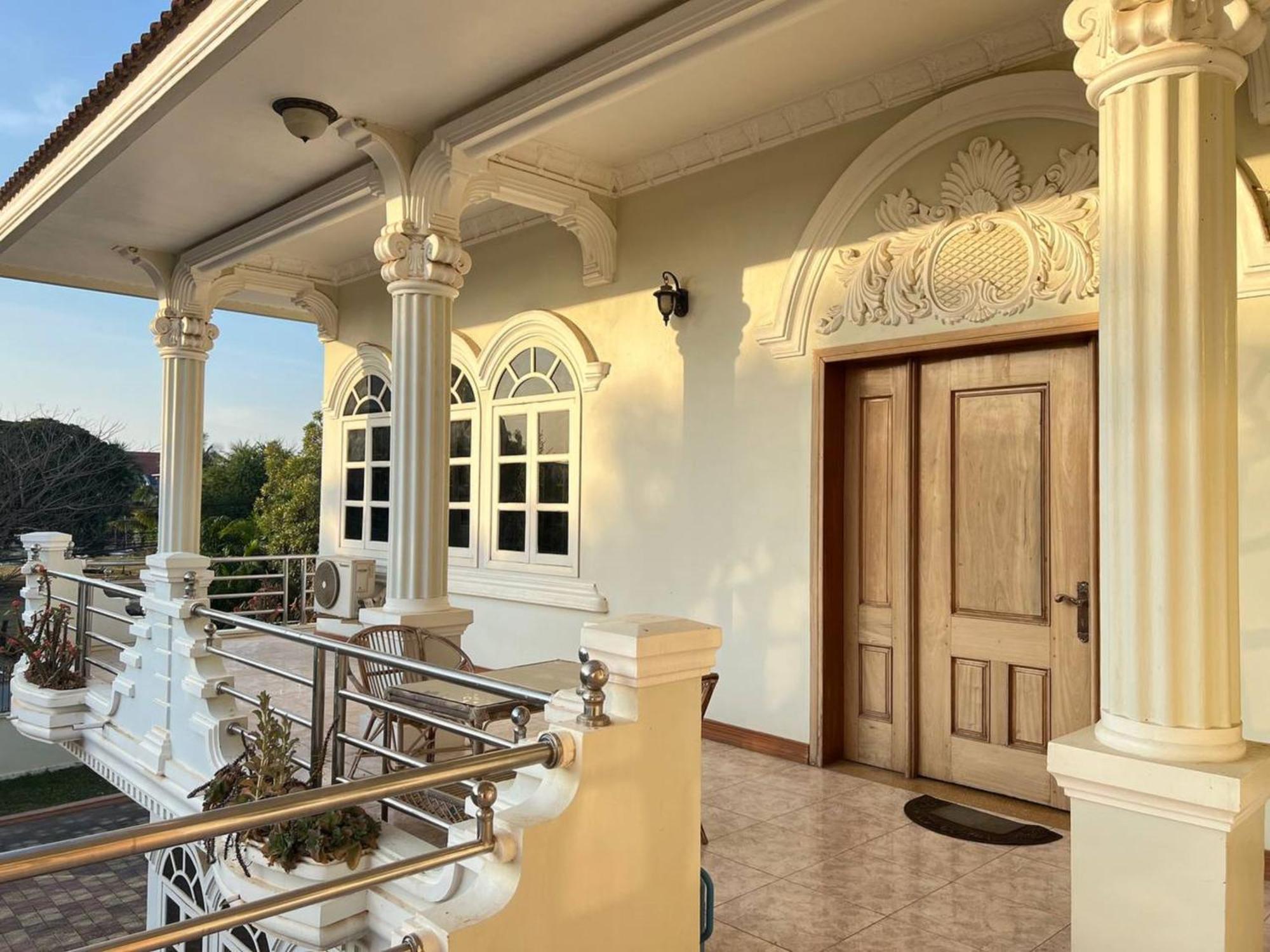 Lotus Blanc Homestay Villa Battambang Exterior foto